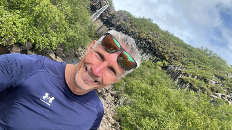 At 51, I´m a Spring Chicken. 😃 This I learned spending 9 days in Iceland with Golden Oldies:
