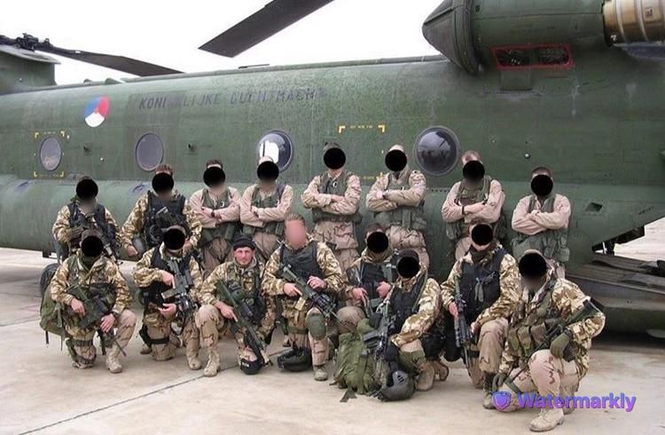 A few weeks ago, at a Special Ops reunion, no one touched their phone